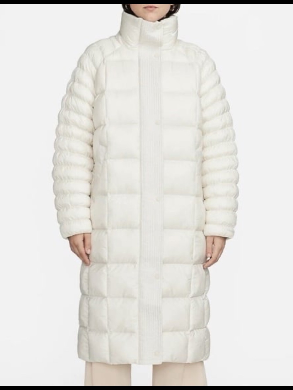 NWT NIKE OVERSIZED THERMA FIT PUFFER